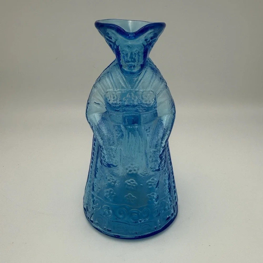 Syrup Pitcher Creamer Colonial Lady Figural Kanawha Glass Blue Vintage Art Glass